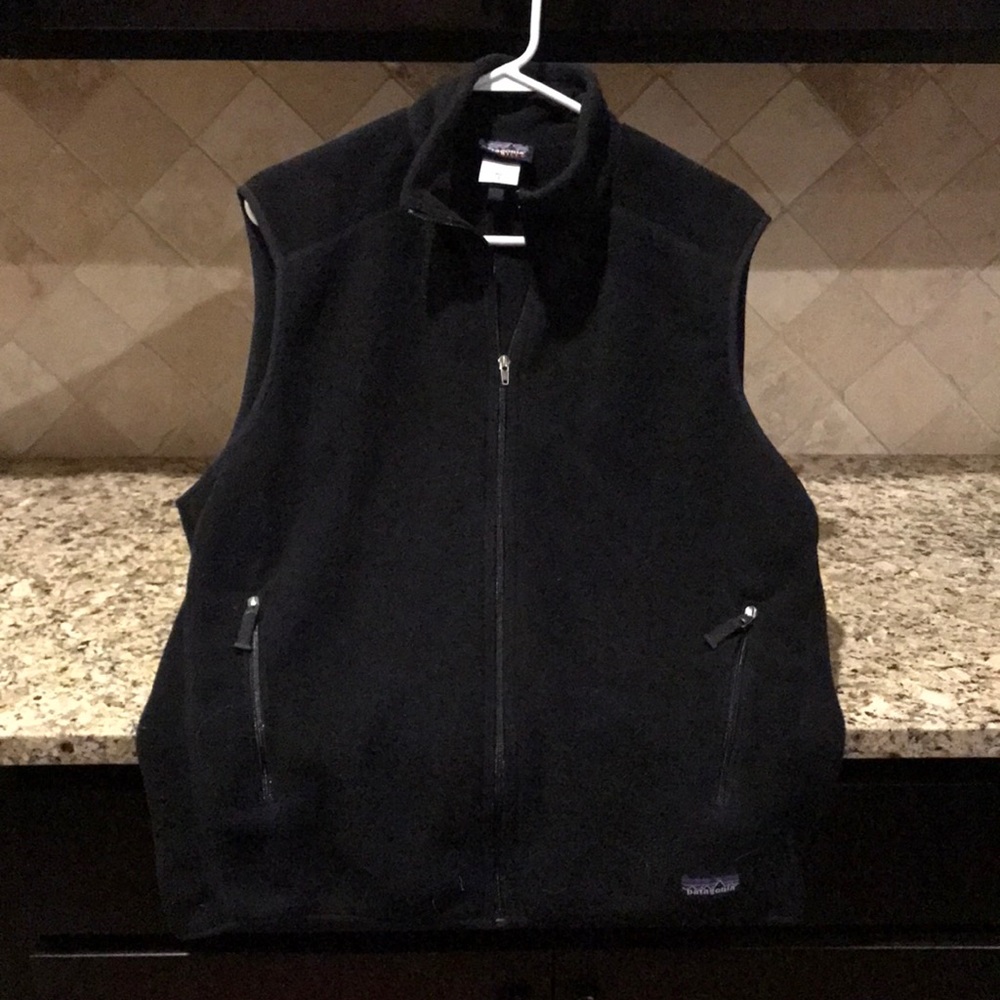 Men’s Patagonia Synchilla black vest